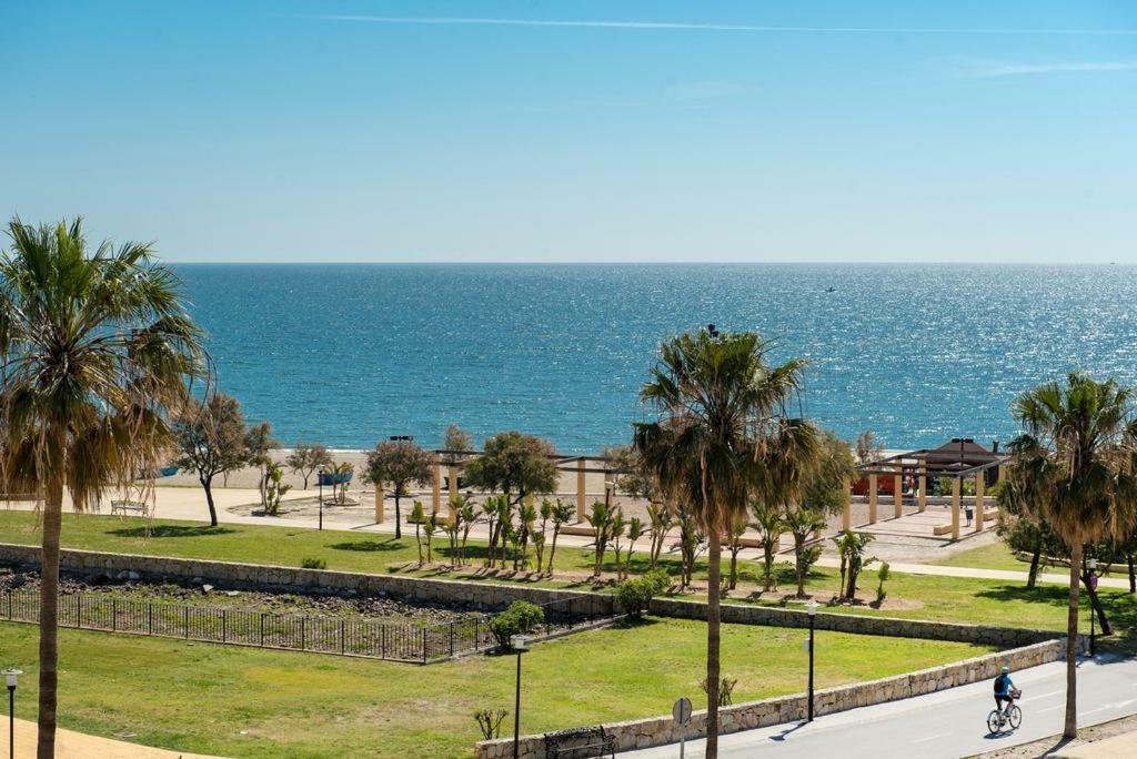 Fuengirola Lux Apartment ภายนอก รูปภาพ